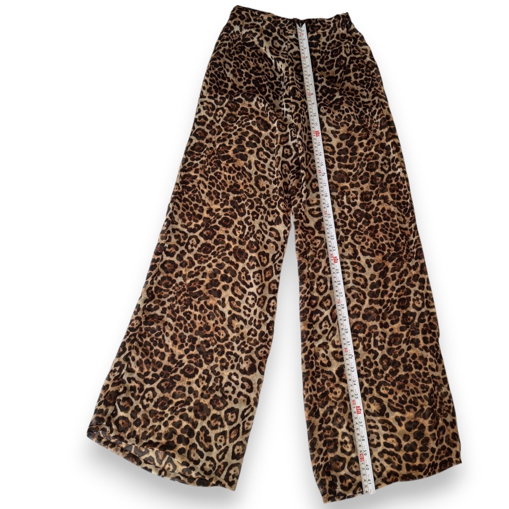 FOREVER 21 Leopard print wide leg pants size S - Picture 10 of 10